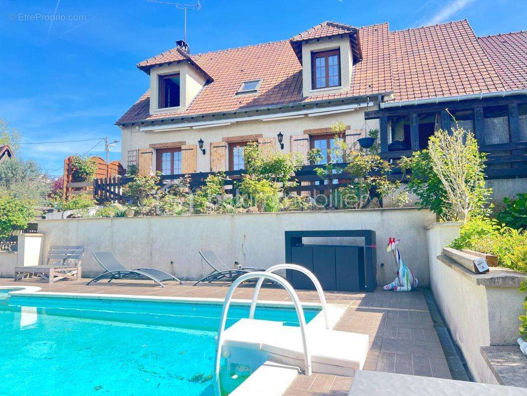 Maison à LONGJUMEAU