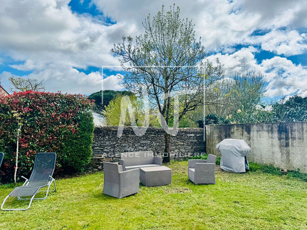 Maison à JUIGNE-SUR-LOIRE