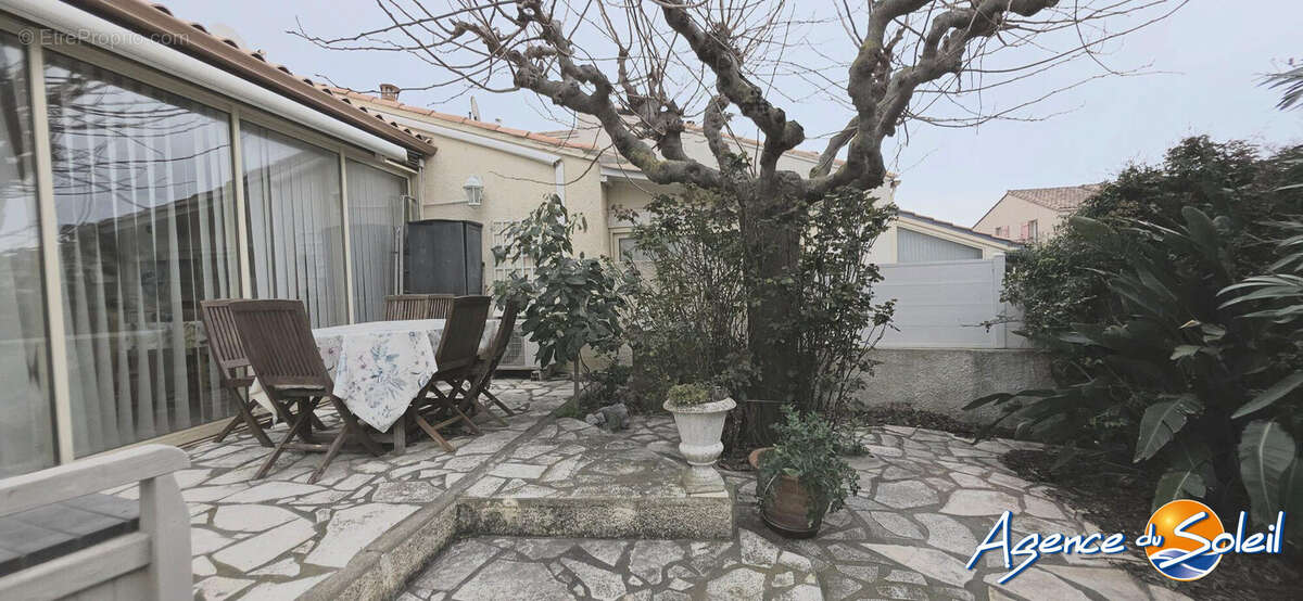 Maison à FLEURY