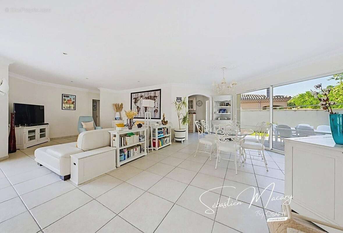 Photo 4 - Maison à PAREMPUYRE