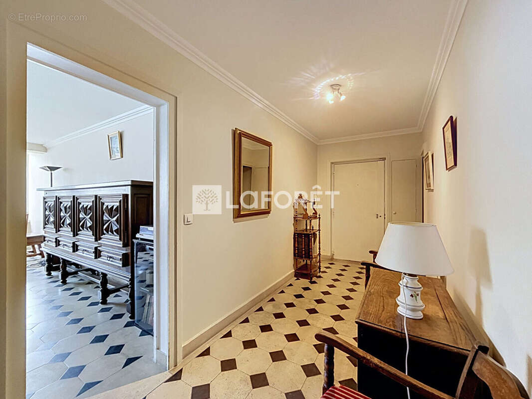 Appartement à LE VESINET
