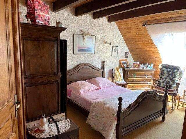 Maison à SAINT-CARADEC-TREGOMEL