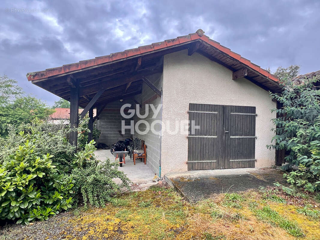 Maison à LESPERON
