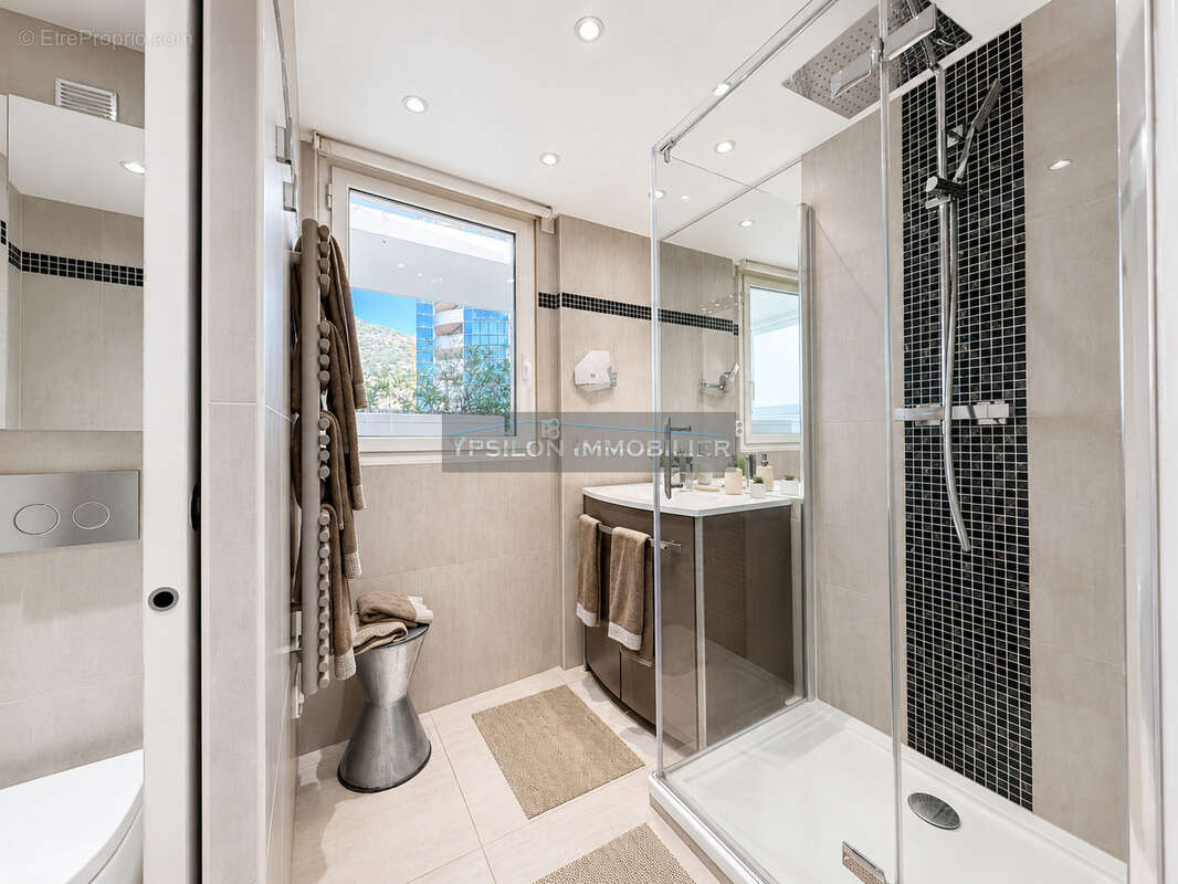 Appartement à BEAUSOLEIL