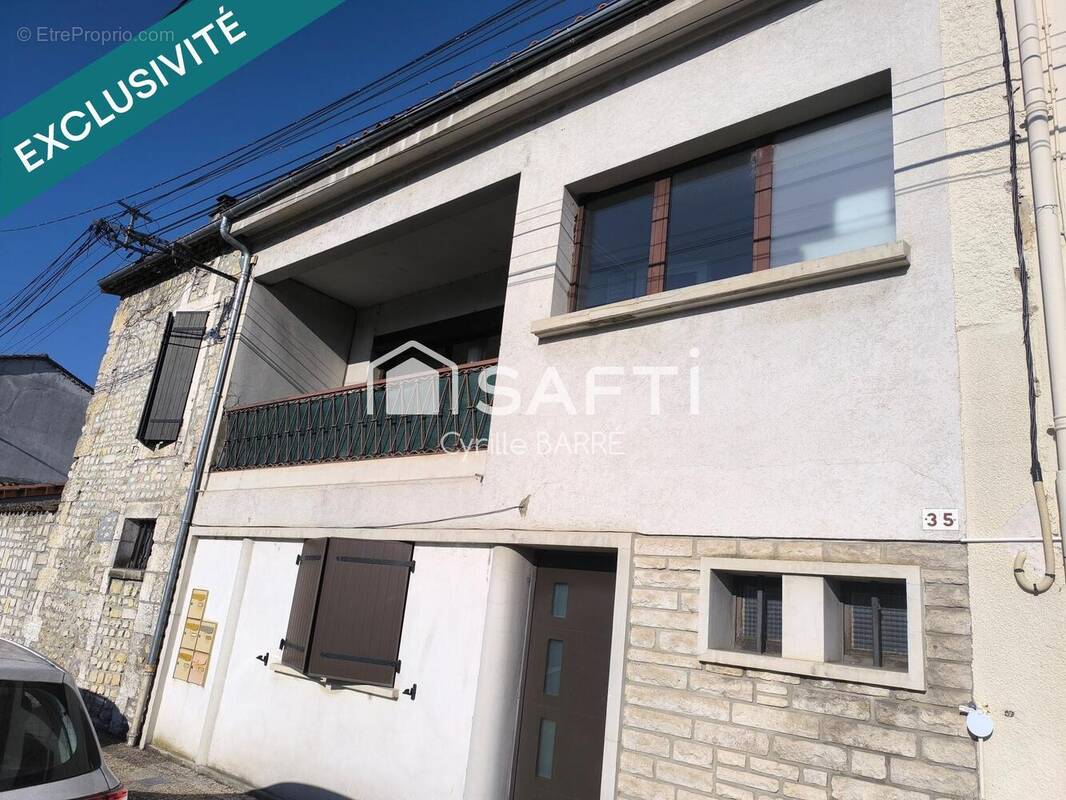 Photo 1 - Appartement à RUELLE-SUR-TOUVRE