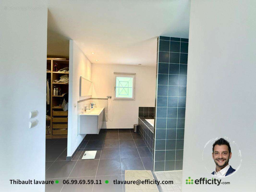 Maison à LA COURONNE