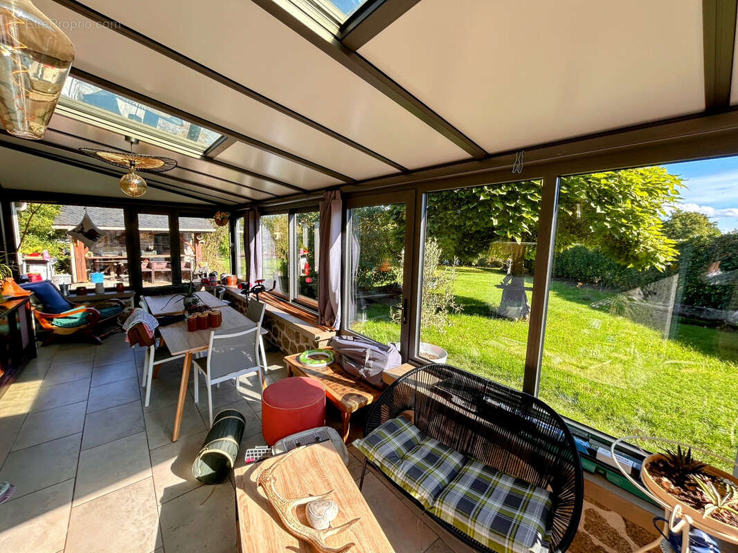 Maison à SAINT-BONNET-PRES-BORT