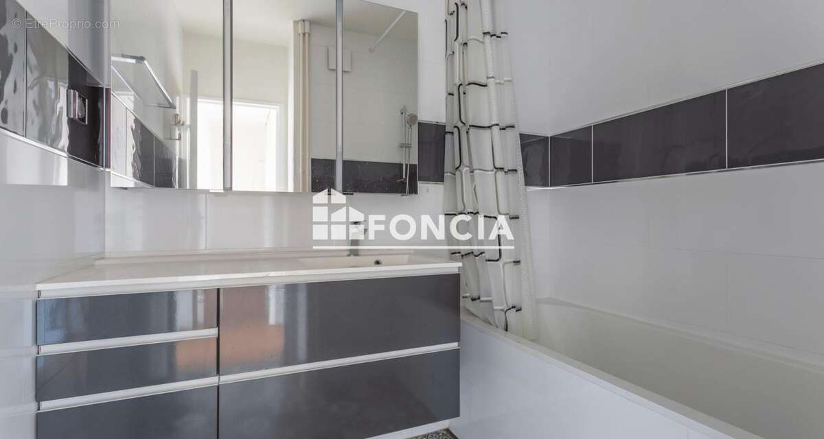 Appartement à FONTENAY-AUX-ROSES