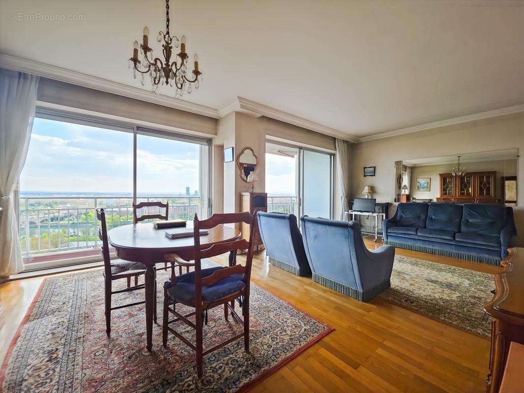 Appartement à CALUIRE-ET-CUIRE
