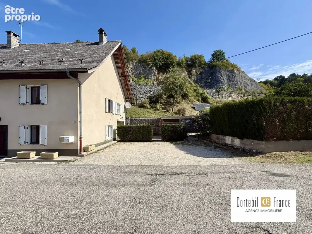 Maison 121 m² à Cruseilles  - photo 2