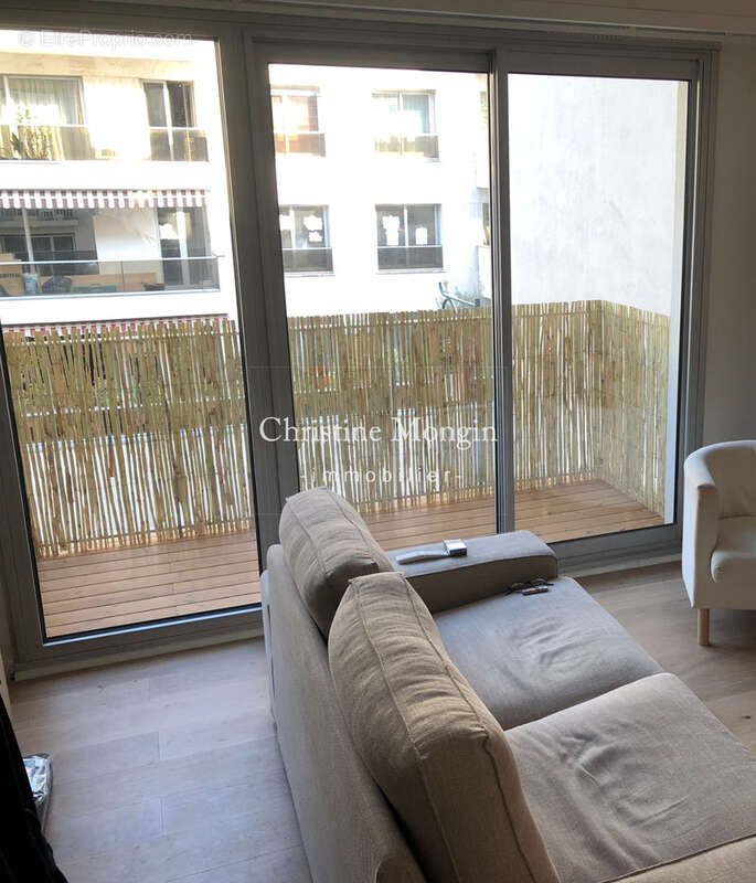 Appartement à NEUILLY-SUR-SEINE
