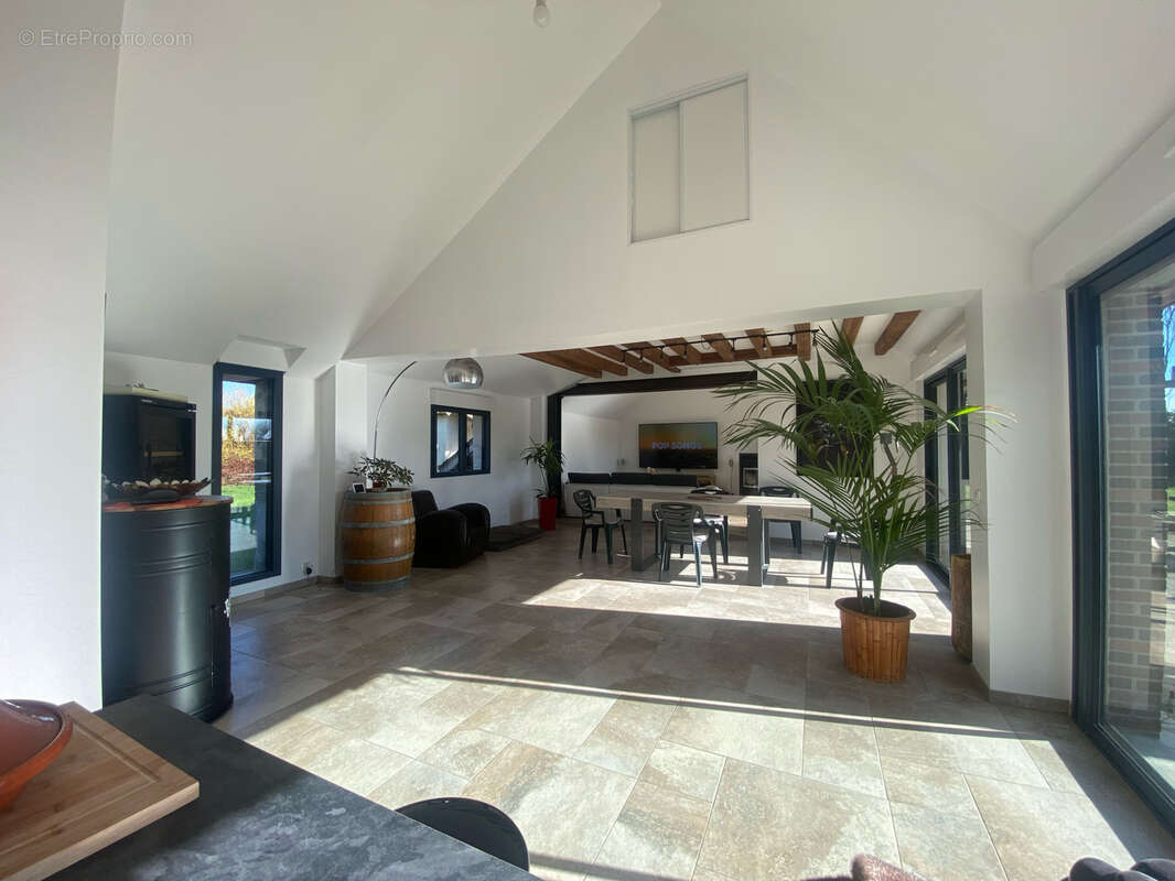 Maison à HOUDAN