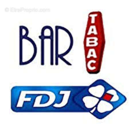 A céder Boulangerie/2distributeurs/TABAC/BAR/épicerie - photo 2