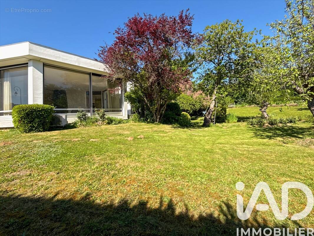 Photo 1 - Maison à SANTENY