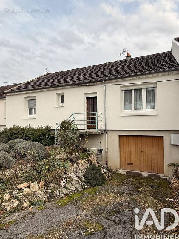 Photo 1 - Maison à CONDE-EN-BRIE