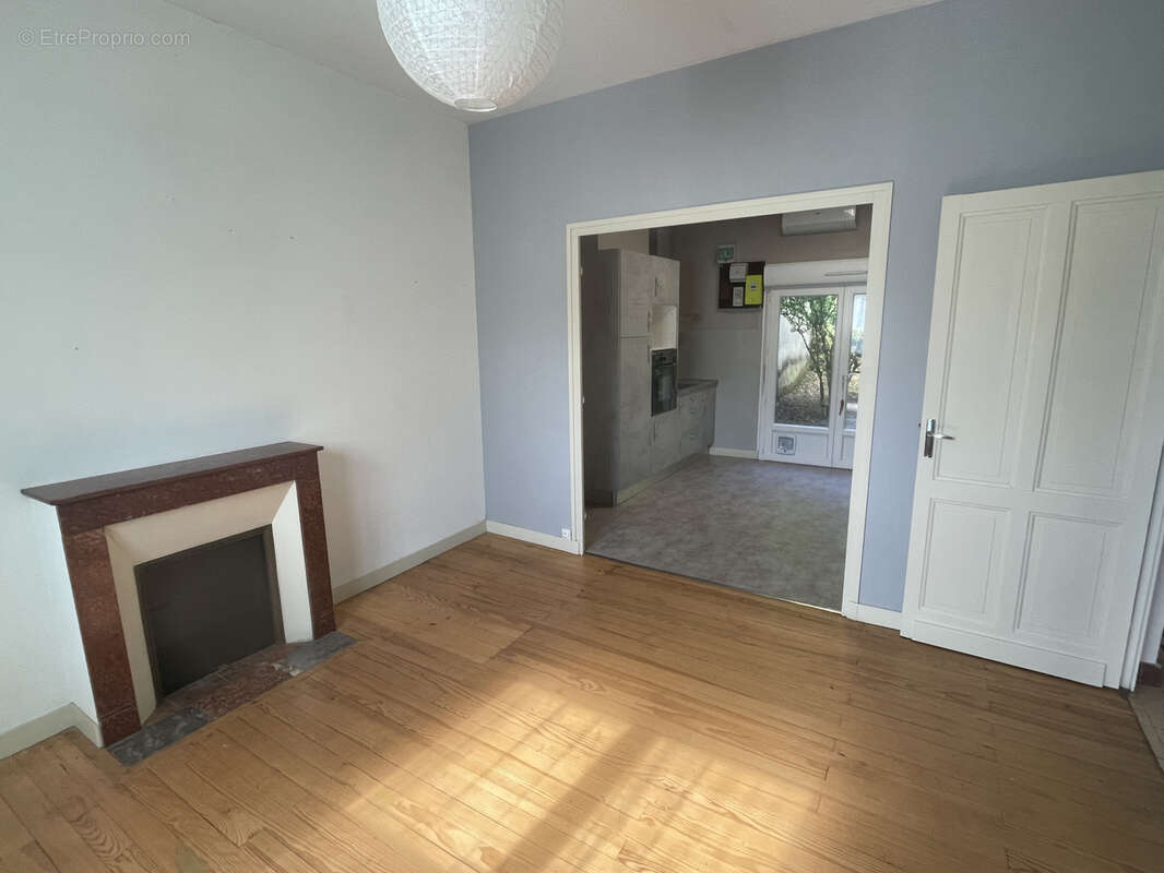 Maison à MOULEYDIER