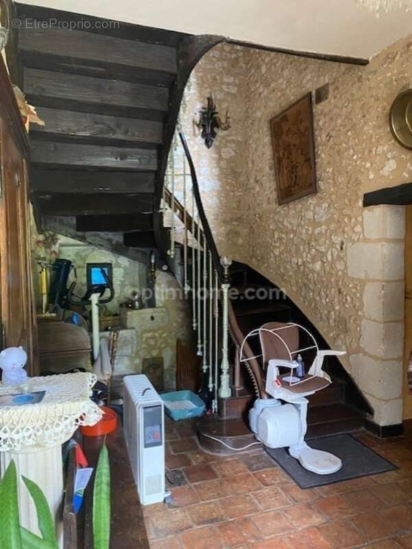 Maison à SAINT-ASTIER