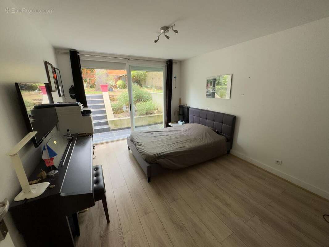 Maison à NANTERRE