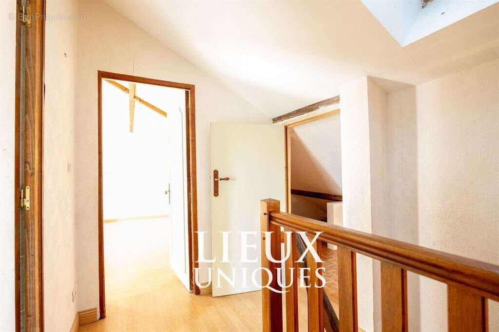 Lieux uniques ® x propriétés privées propose ancien couvent de 173 m² sur un terrain de 1.600 m² - a - photo 23
