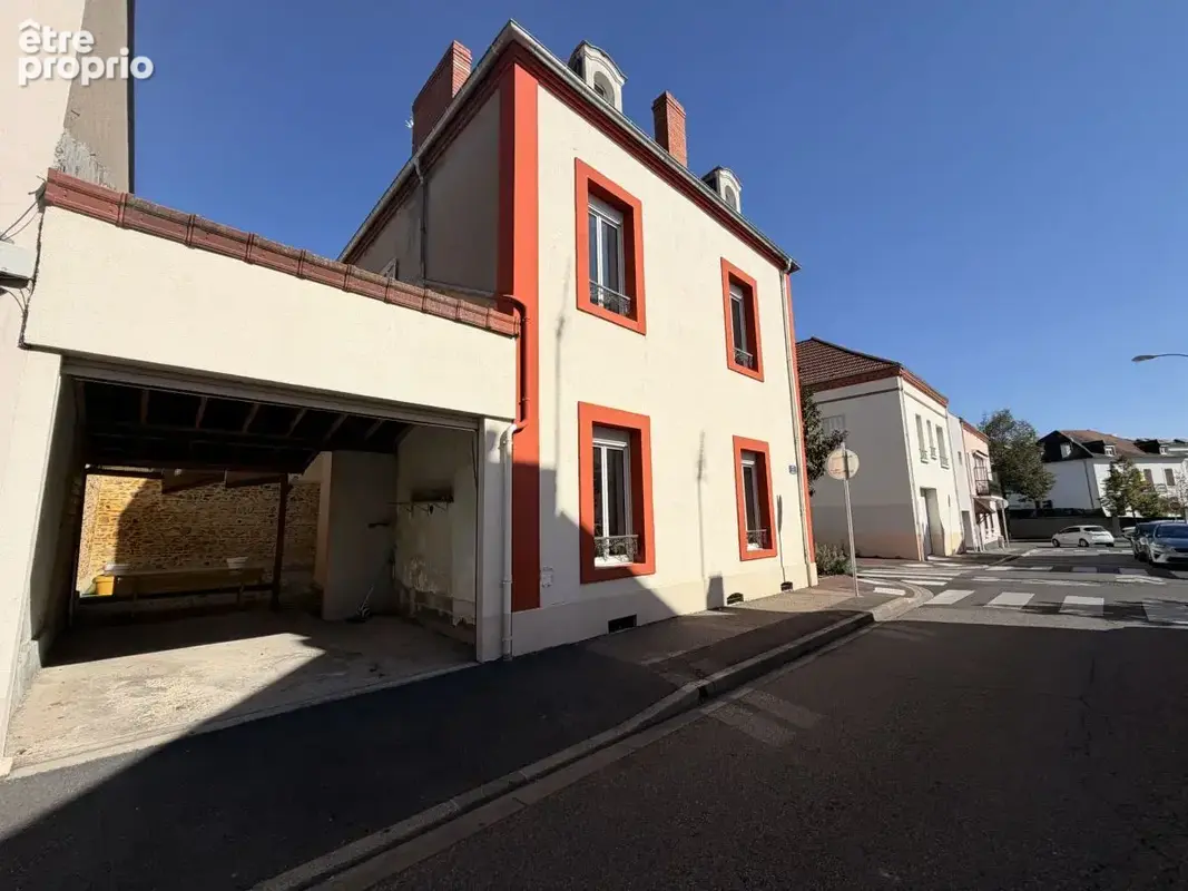 Maison de ville de caractère - 3CH - Cour et Stationnement - photo 2