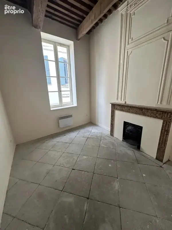 Appartement T3 centre ville Beaucaire - photo 2