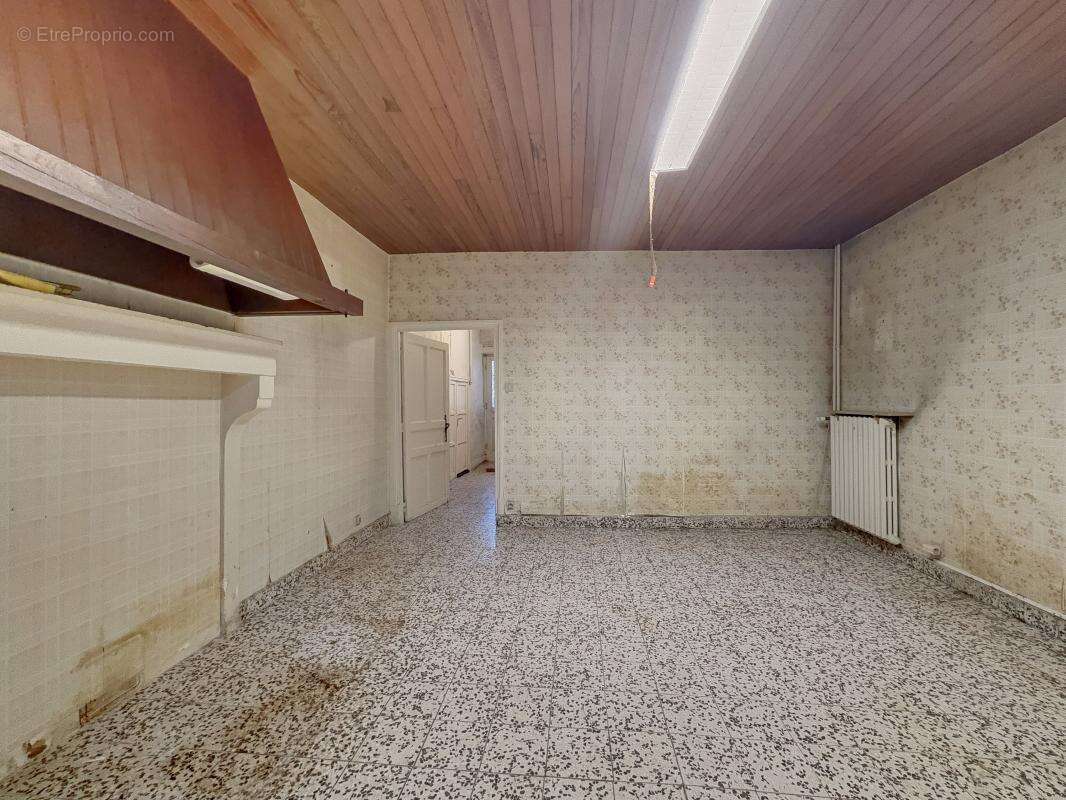 Maison à RUFFEY-LES-ECHIREY