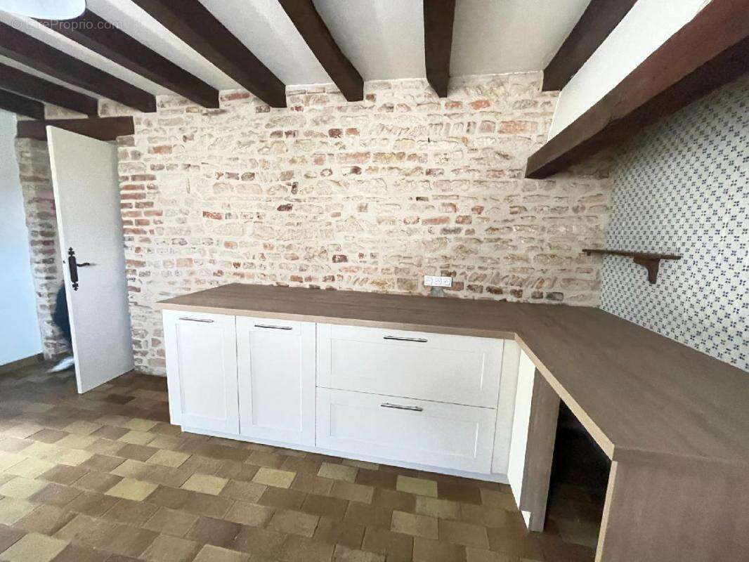 Appartement à PONT-DE-VEYLE
