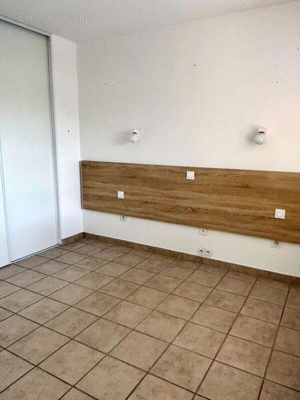 Maison à ROQUEBRUNE-SUR-ARGENS