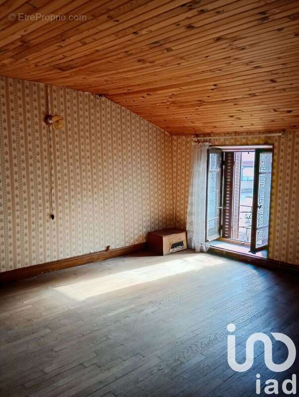 Photo 6 - Maison à BUSSON