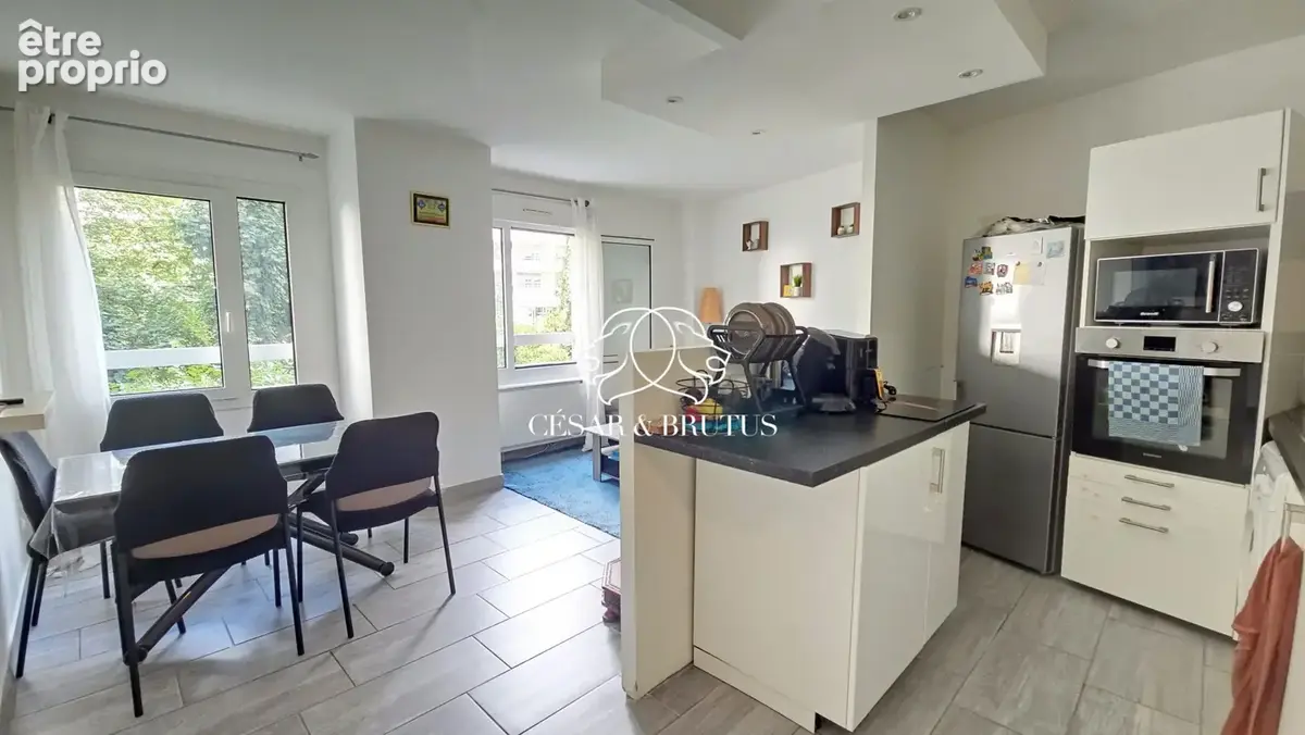 Appartement 55 m² à Villeurbanne  - photo 4
