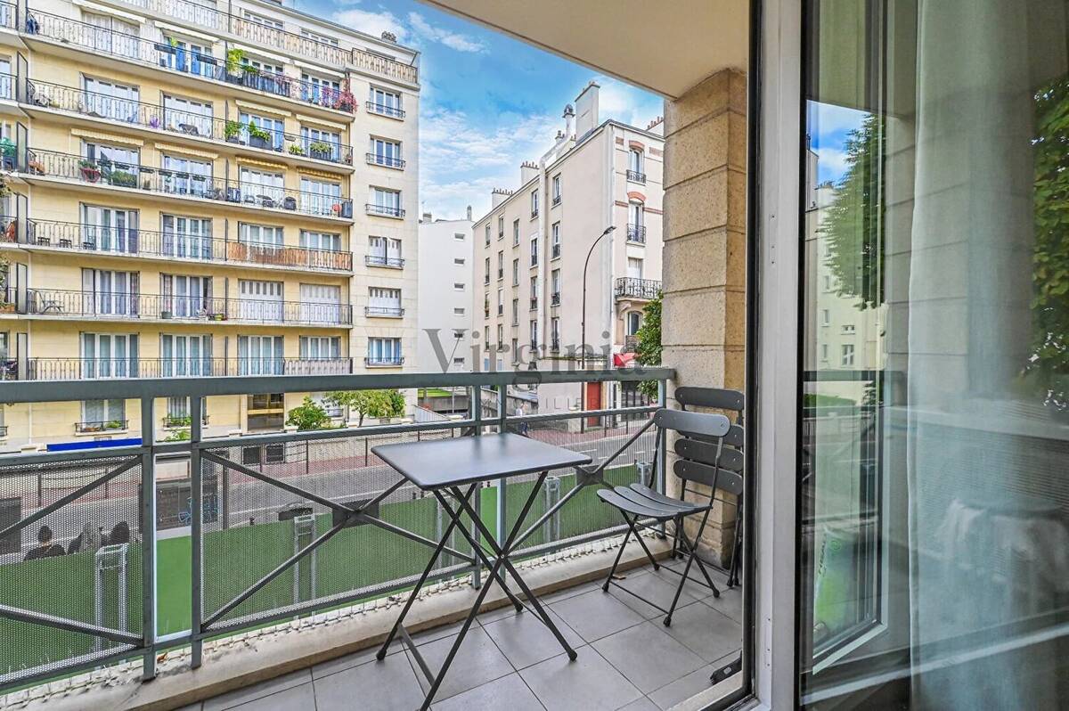 Appartement à CHARENTON-LE-PONT