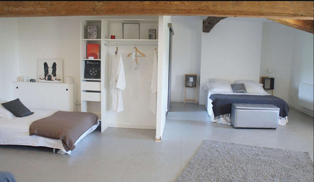 Maison  10 pièce(s) 577 m2 - photo 7