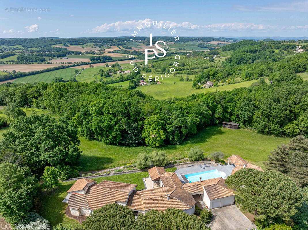 Maison à SAINTE-LIVRADE-SUR-LOT