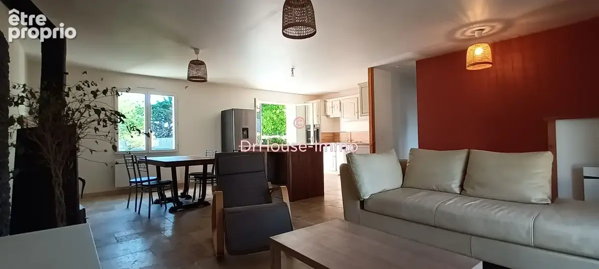 Maison 4 pièces 86 m² à vendre à Villaines-Les-Rochers (37190) - photo 2