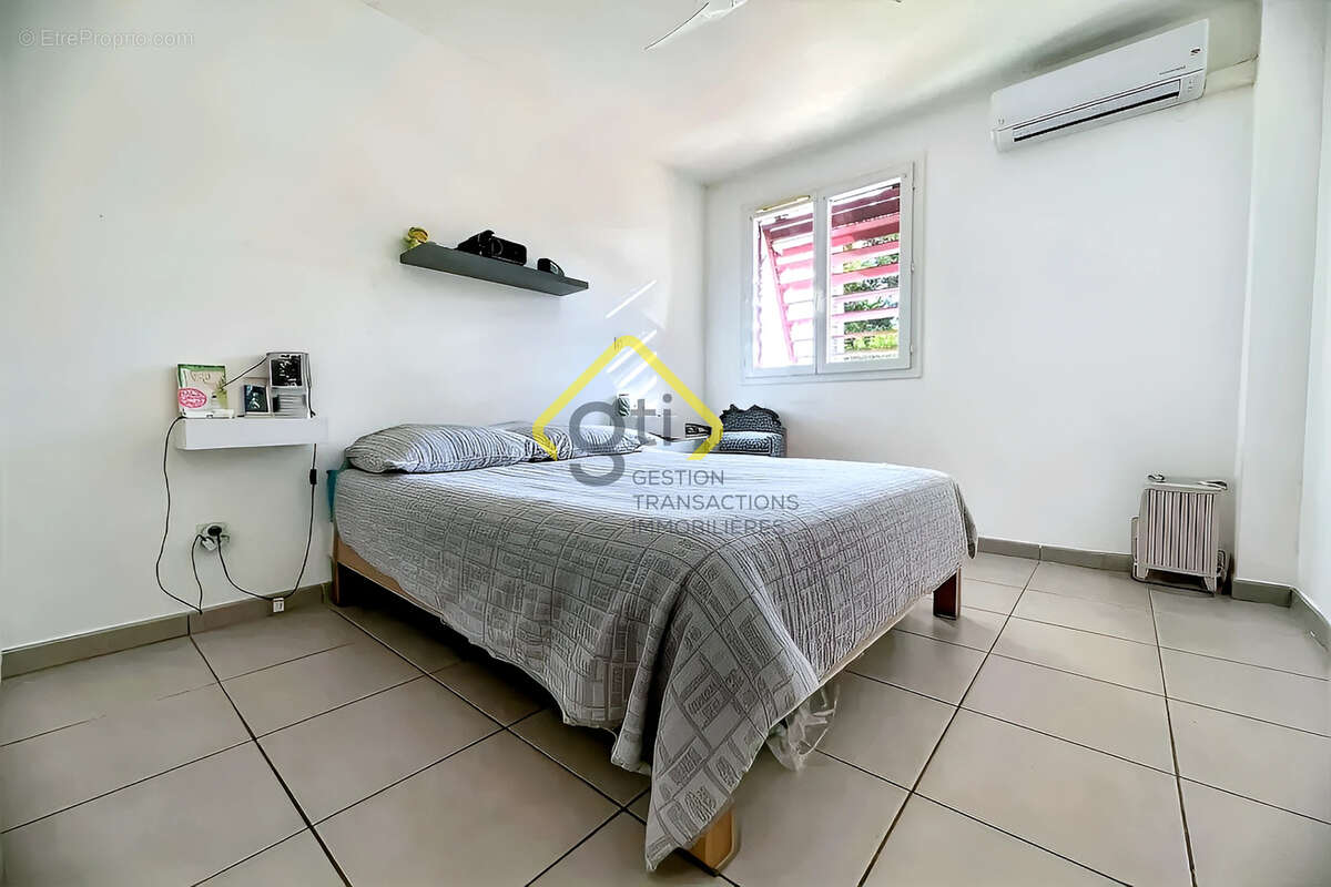 Appartement à SAINT-DENIS