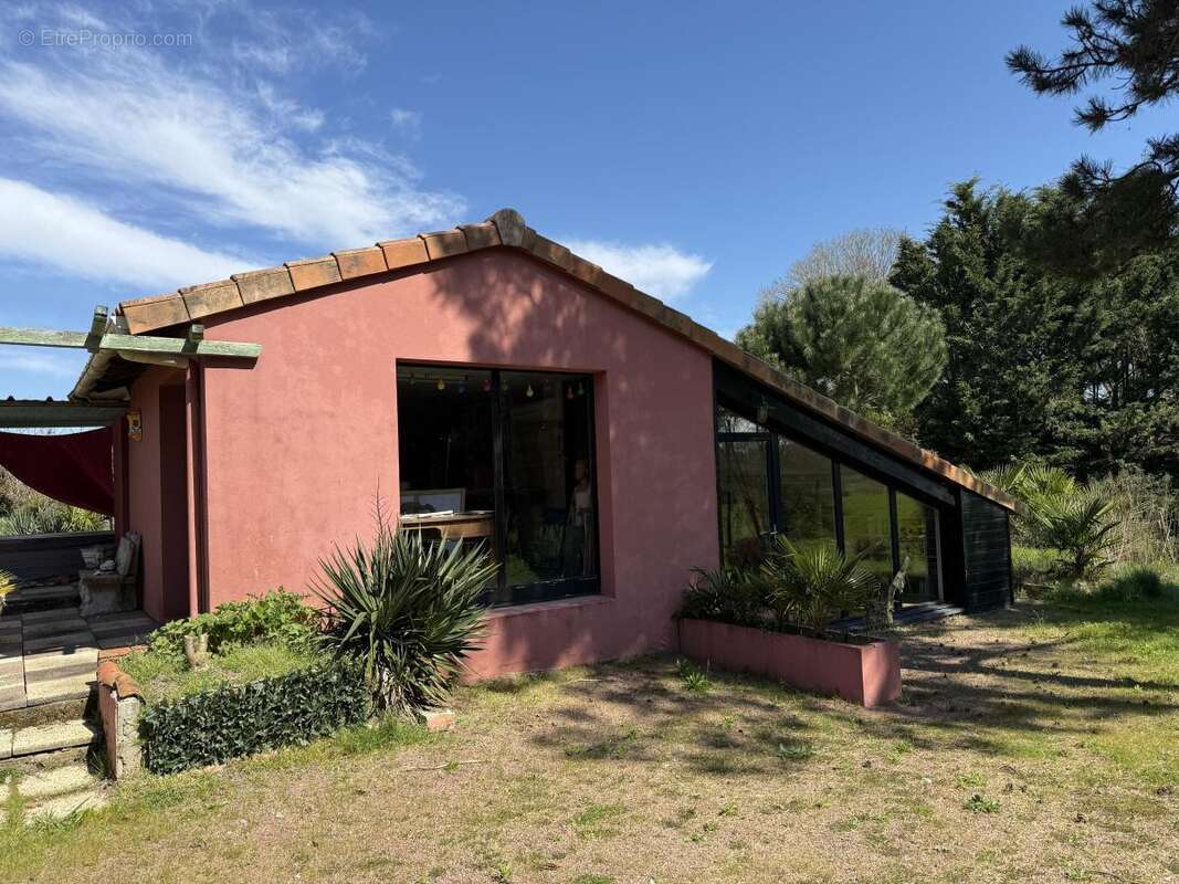 Maison 190 m² à Le May-Sur-Evre  - photo 6
