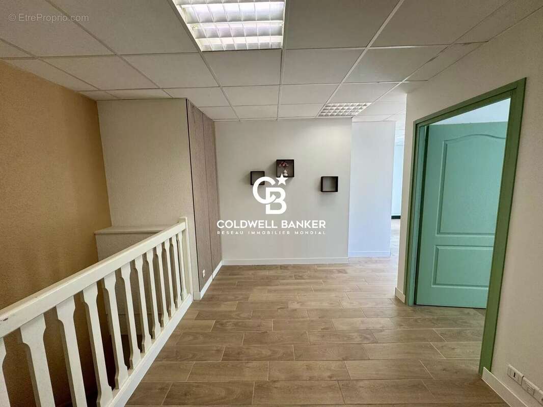 À vendre : Local commercial de 79 m² avec vitrine – Annemasse - photo 5