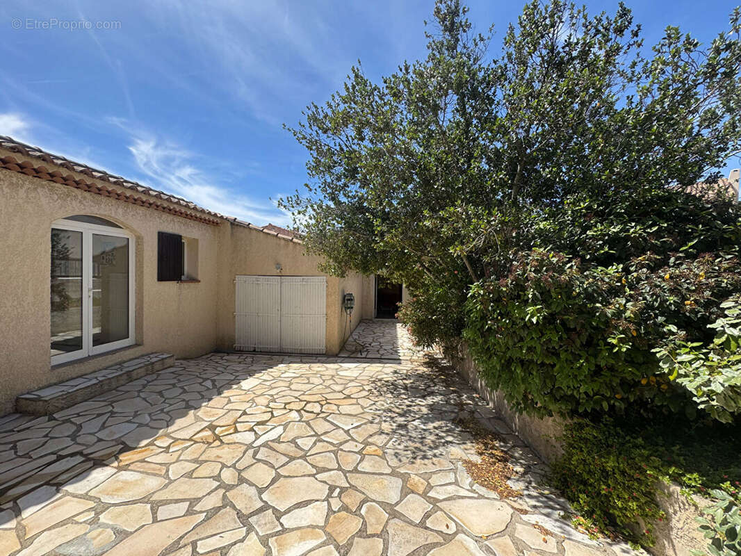 Maison à ENSUES-LA-REDONNE