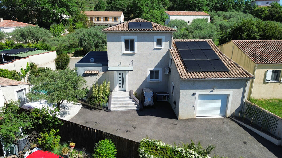 Maison à RIBAUTE-LES-TAVERNES