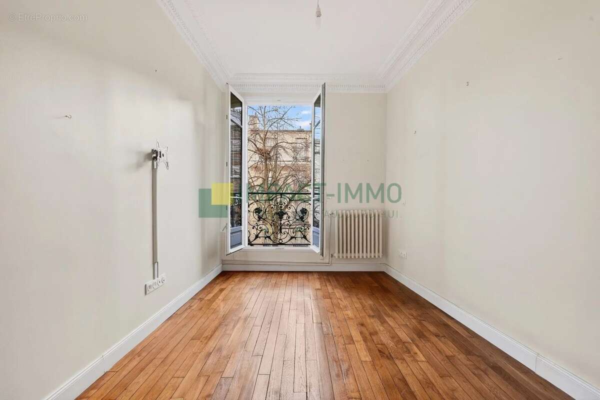 Appartement à CLICHY