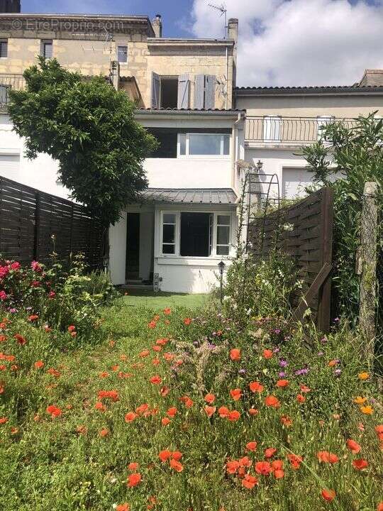 Maison à PAUILLAC