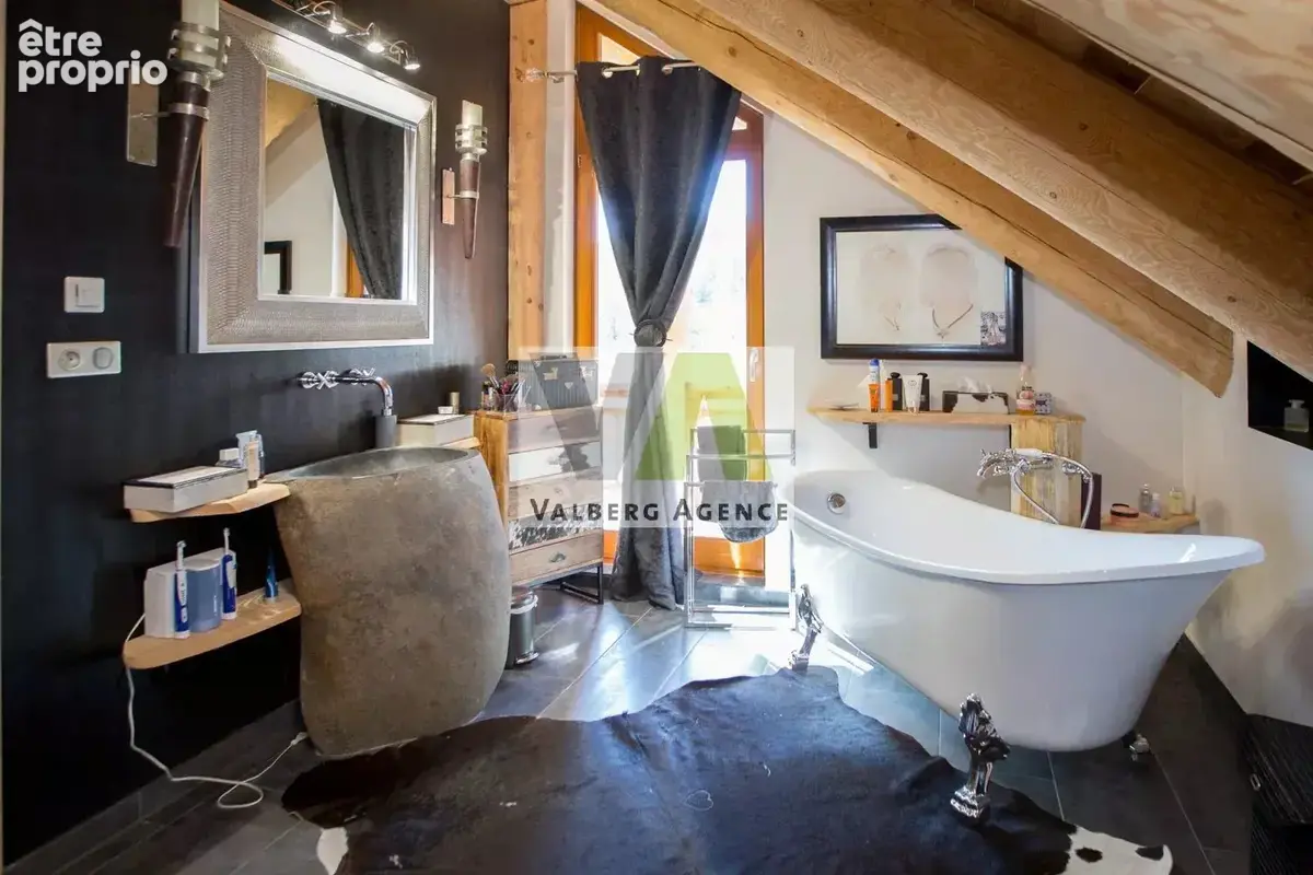 Chalet d'exception en rondins au pied des pistes - photo 13