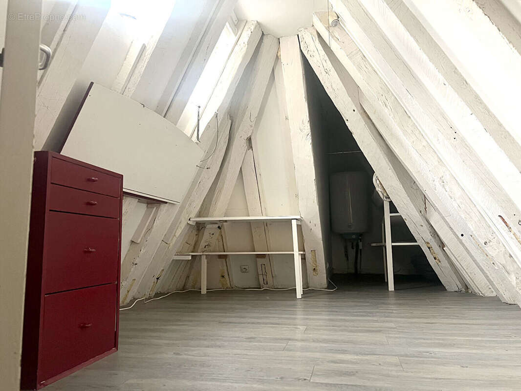 Appartement à PARIS-2E