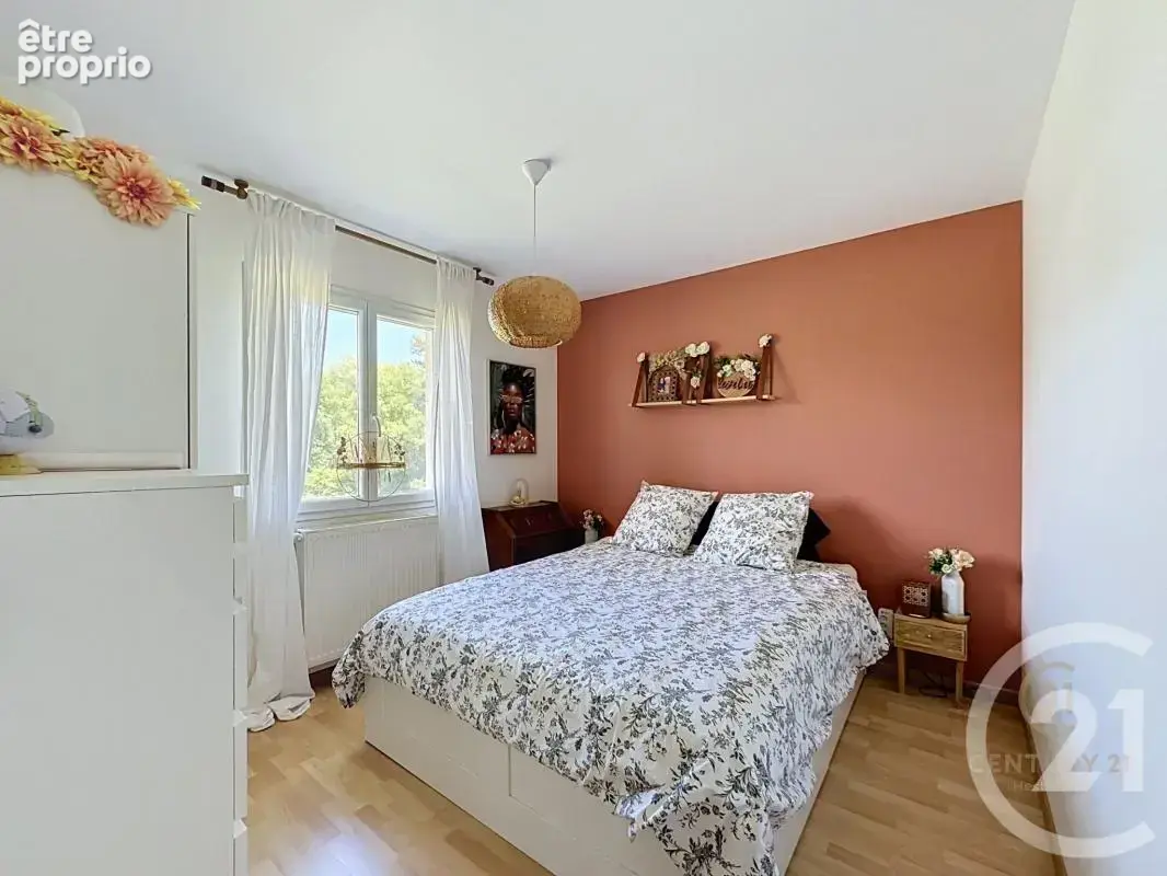 Appartement 87 m² à Vernaison  - photo 8