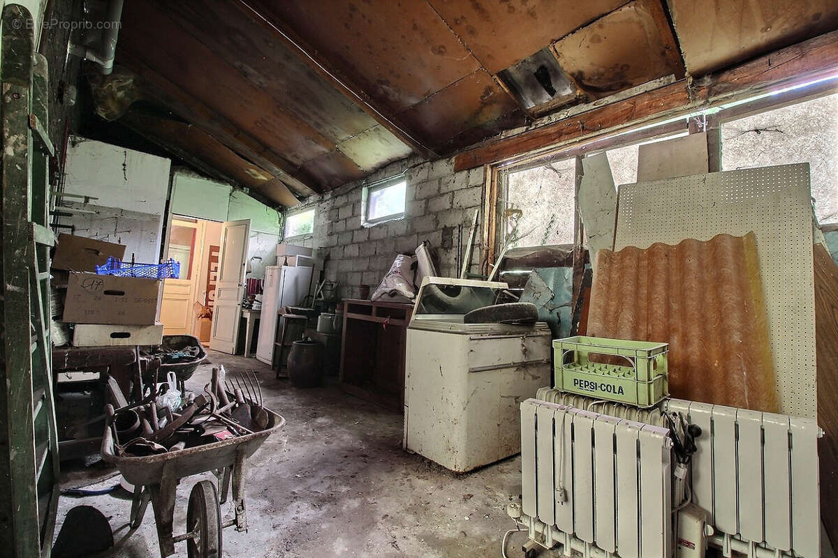 Appartement à CRESPIN