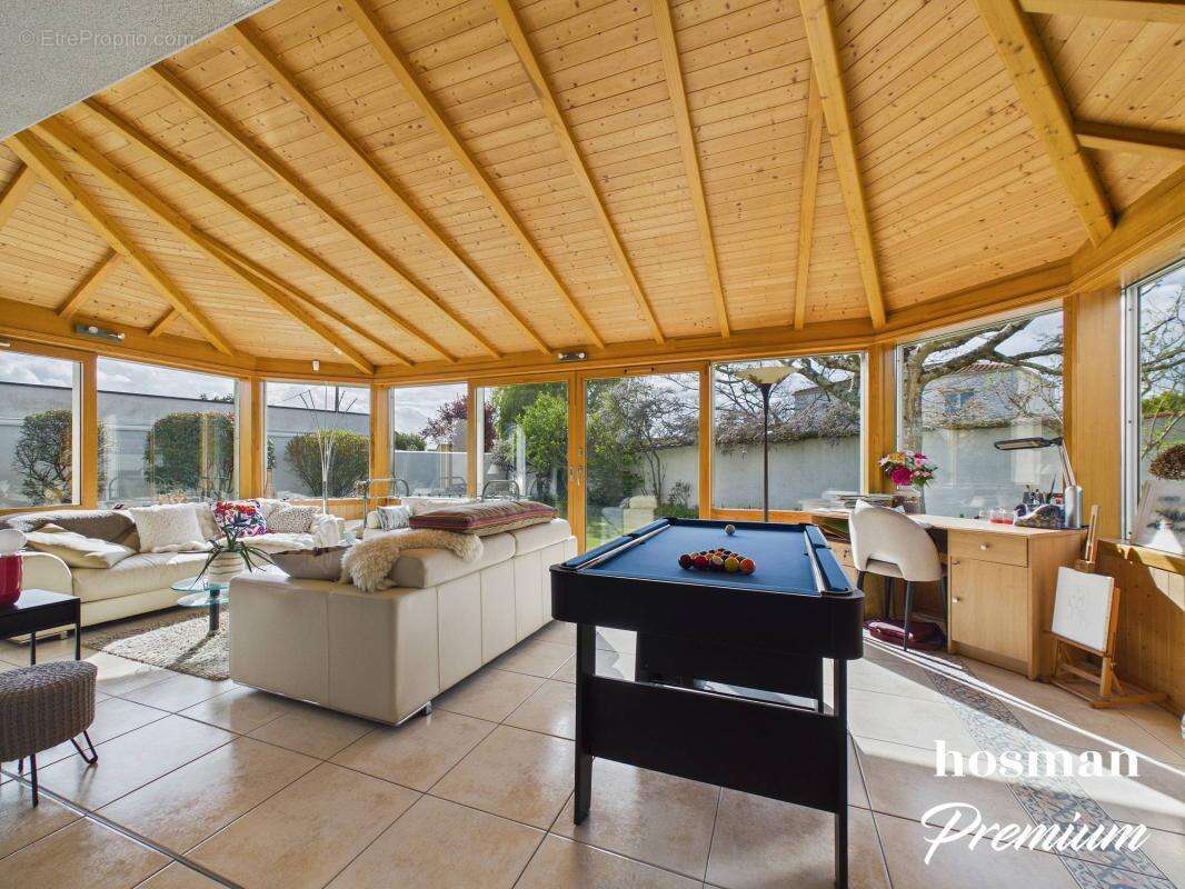 Maison à SAINT-SEBASTIEN-SUR-LOIRE