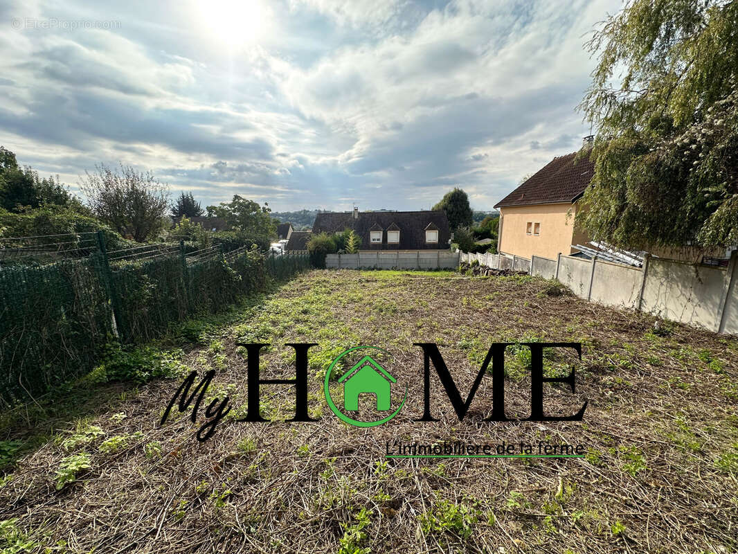 Terrain de 425 m2 a saintry sur seine - photo 3