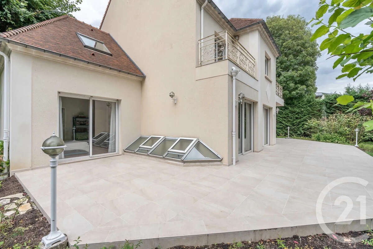 Maison à CHAMPIGNY-SUR-MARNE