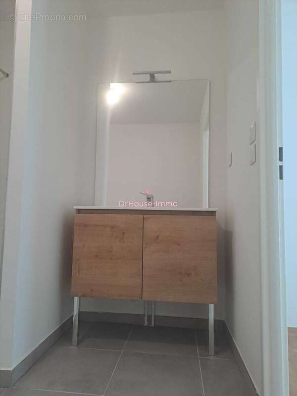 Appartement à SAINT-CYR-SUR-LOIRE
