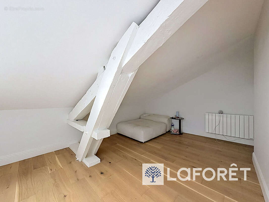 Appartement à CHAMPAGNE-AU-MONT-D'OR